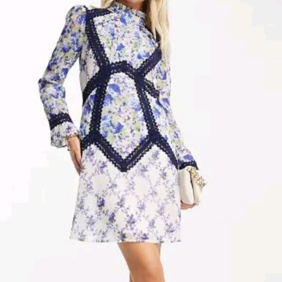 Hope and Ivy Midi Dress - Picture 1 of 4